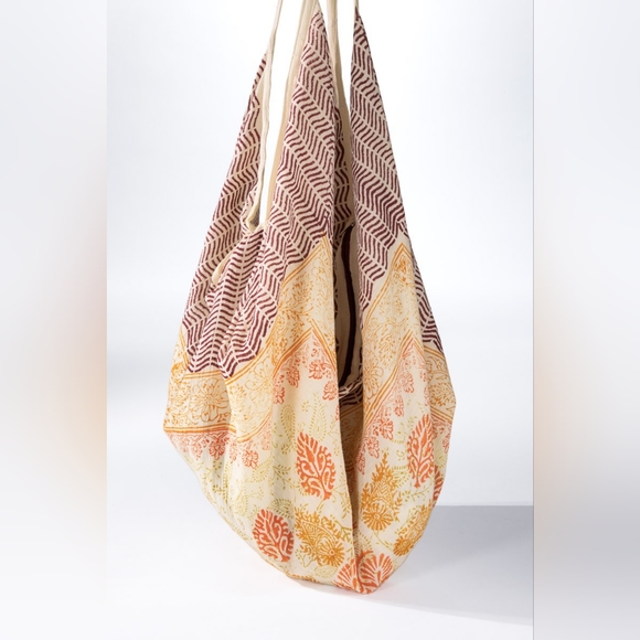 Boho Chic Beach Yoga Hobo Shoulder Bag - 100% Cotton - Paisley Handblock Design - Picture 6 of 9